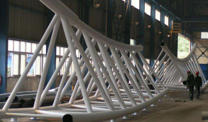 萍乡管廊钢结构与桁架结构的管道支架应该如何区分